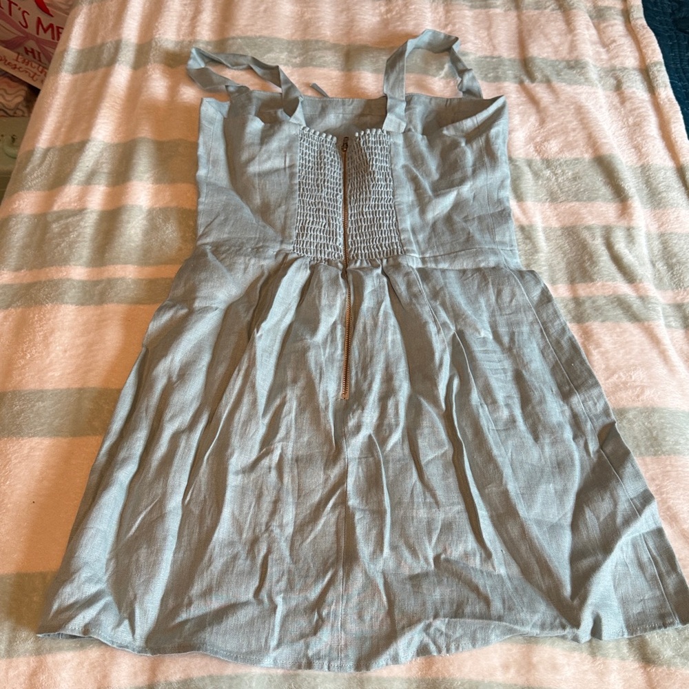 Reformation Linen Dress as seen on Taylor Swift - Picture 3 of 5